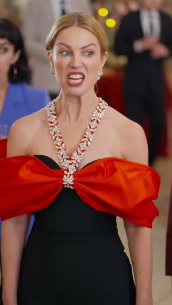 เพื่อนรักหักเหลี่ยม กับชะตาที่ถูกสลับ