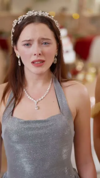 เพื่อนรักหักเหลี่ยม กับชะตาที่ถูกสลับ