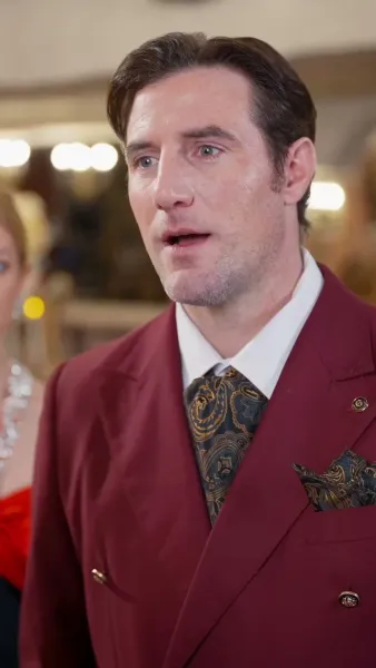 เพื่อนรักหักเหลี่ยม กับชะตาที่ถูกสลับ