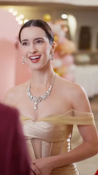 เพื่อนรักหักเหลี่ยม กับชะตาที่ถูกสลับ