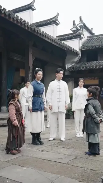 จอมแสบอันดับหนึ่งแห่งหยานโจว: แม่ครับ ผมขอวัดหน่อย!