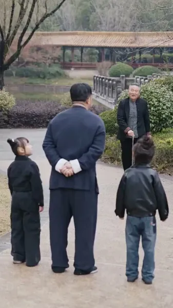 จอมแสบอันดับหนึ่งแห่งหยานโจว: แม่ครับ ผมขอวัดหน่อย!