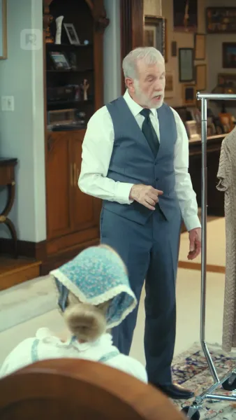 อยู่บนเตียงพร้อมกับคำโกหกของคุณ