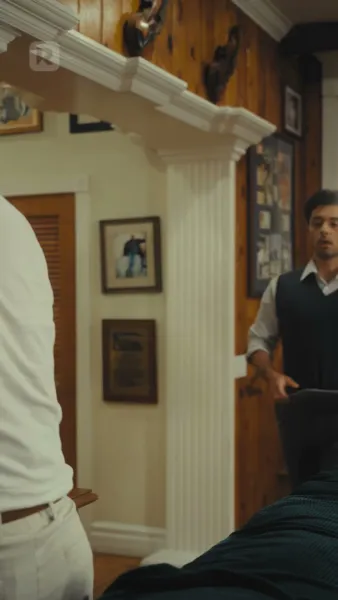 อยู่บนเตียงพร้อมกับคำโกหกของคุณ