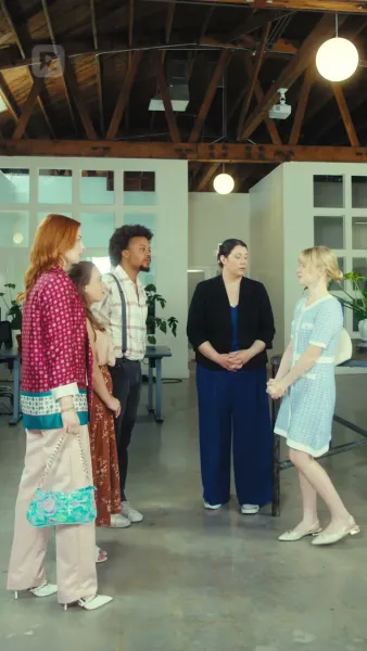 อยู่บนเตียงพร้อมกับคำโกหกของคุณ