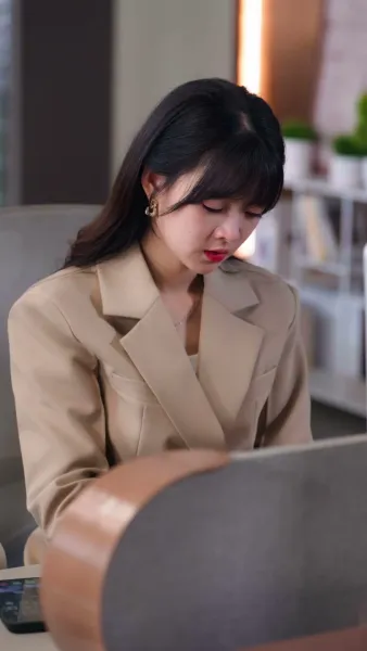 รักครั้งนี้ ใครกันแน่ที่เป็นทาส