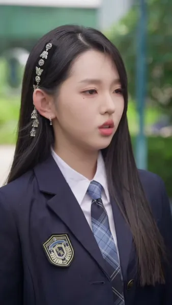 เธอใช้เวทอำนาจครองโลกยุคใหม่