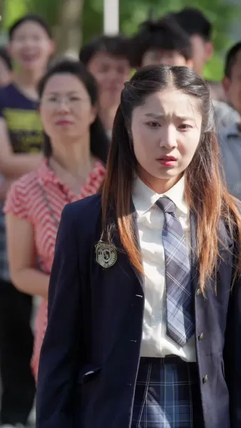 เธอใช้เวทอำนาจครองโลกยุคใหม่