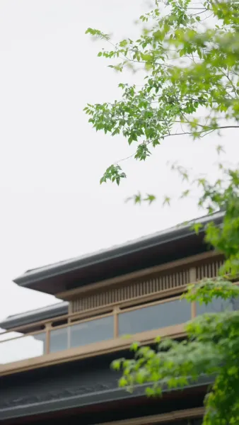 เธอใช้เวทอำนาจครองโลกยุคใหม่