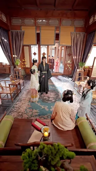 แย่แล้วท่านแม่ทัพ คุณหนูพาฮูหยินหนีออกจวน