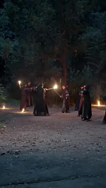 แย่แล้วท่านแม่ทัพ คุณหนูพาฮูหยินหนีออกจวน