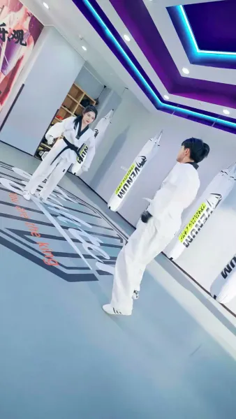 เลิกจีบแล้วครับ ยัยควีนอ่านใจ!