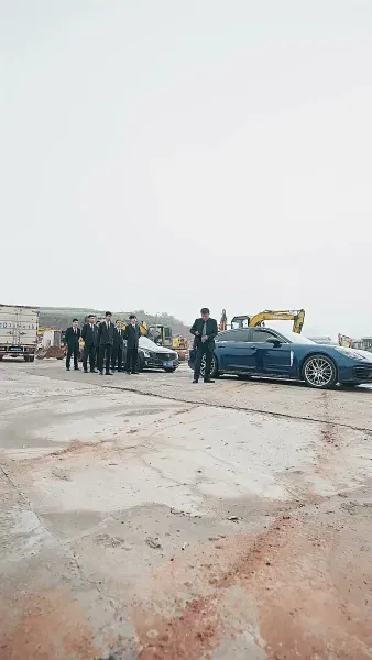 การกลับมาของท่านประธาน