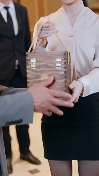 การกลับมาของท่านประธาน