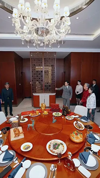 การกลับมาของท่านประธาน