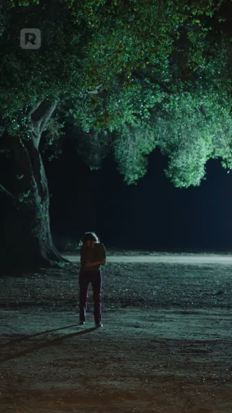 เชลยรักพ่อค้าอาวุธ