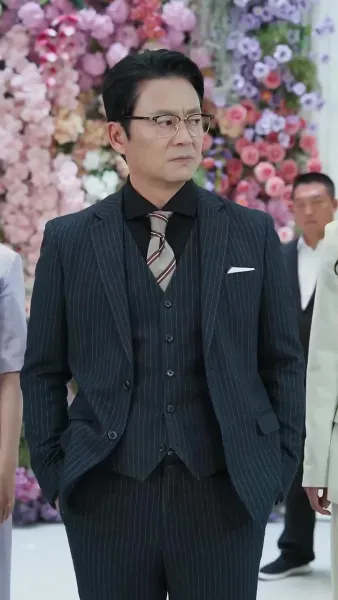 รอยรักรอคอย