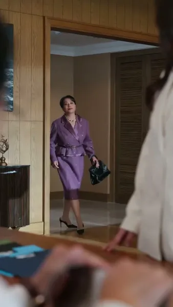 รอยรักรอคอย