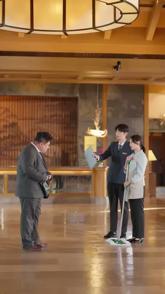 รอยรักรอคอย