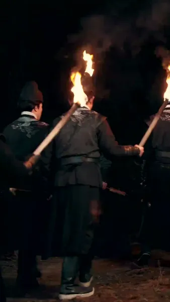 ท่านพ่อของเรากลายเป็นอ๋องไปเสียแล้ว