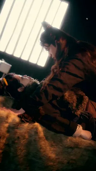 ท่านพ่อของเรากลายเป็นอ๋องไปเสียแล้ว