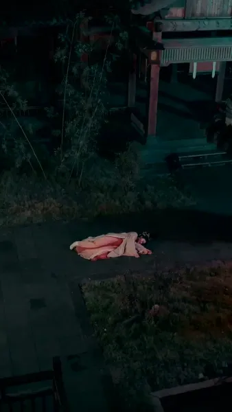 ท่านพ่อของเรากลายเป็นอ๋องไปเสียแล้ว