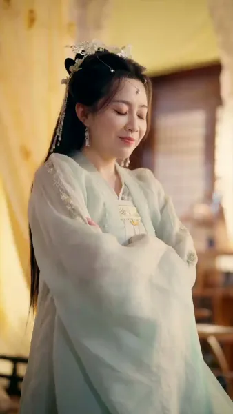 ท่านพ่อของเรากลายเป็นอ๋องไปเสียแล้ว