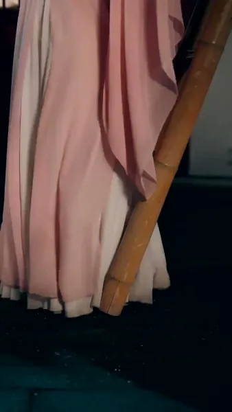 ท่านพ่อของเรากลายเป็นอ๋องไปเสียแล้ว