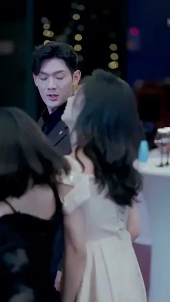 วิ่งไปยังที่ที่เธออยู่