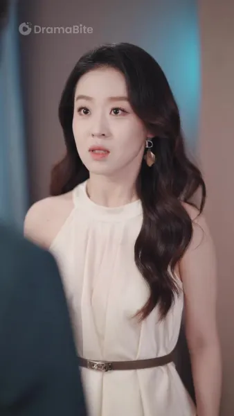 พบอดีตอีกครั้ง，หลงรักในความรักเขา