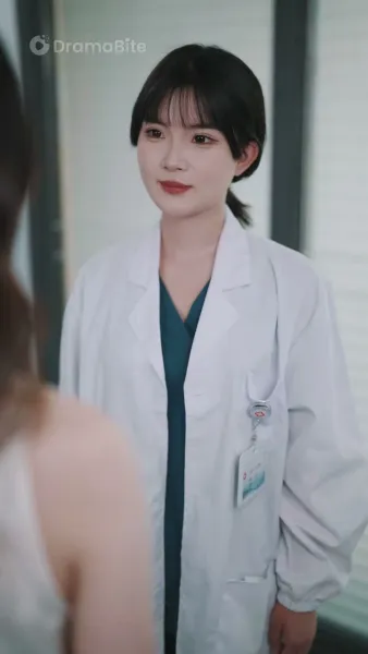 พบอดีตอีกครั้ง，หลงรักในความรักเขา