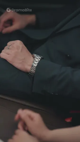 พบอดีตอีกครั้ง，หลงรักในความรักเขา