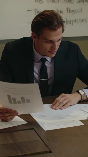 สามี ฝาแฝดมหาเศรษฐี