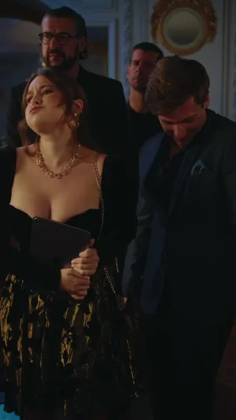 สามี ฝาแฝดมหาเศรษฐี