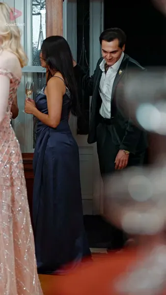 กุหลาบขาวเย้าเพลิง