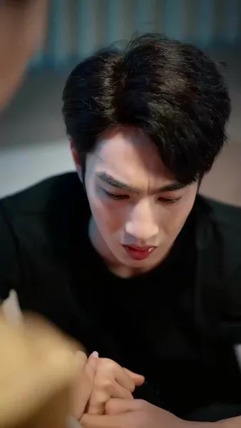 เมื่อเพลงรักสิ้นเสียง