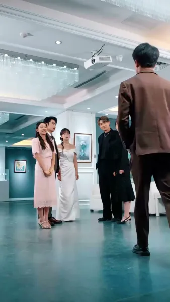 เมื่อเพลงรักสิ้นเสียง