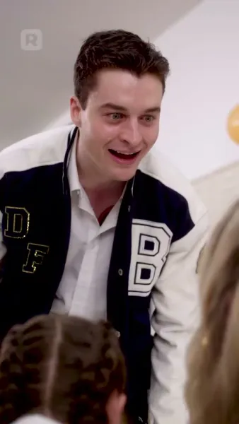 (พากย์) ชีวิตใหม่เจ้าพ่อ ม.ปลาย