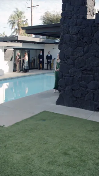 ที่รัก อย่าแต่งงานกับเขาเลย