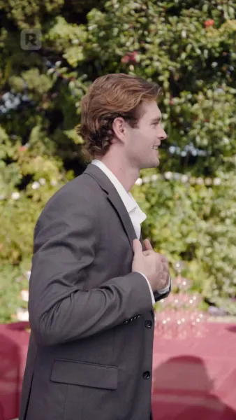 ที่รัก อย่าแต่งงานกับเขาเลย