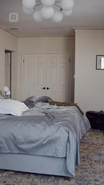 ที่รัก อย่าแต่งงานกับเขาเลย