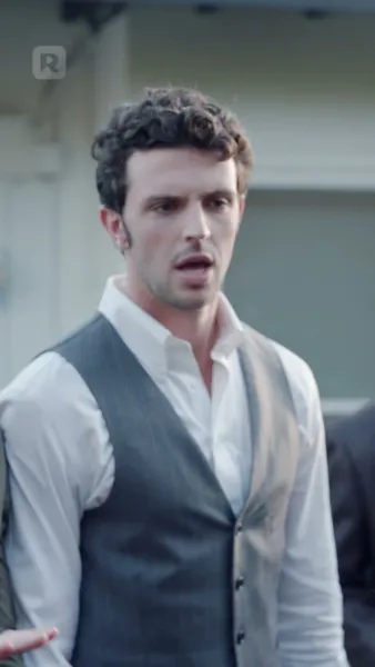 ที่รัก อย่าแต่งงานกับเขาเลย