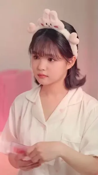 สาวเศรษฐีหัวใจไม่เต็ม