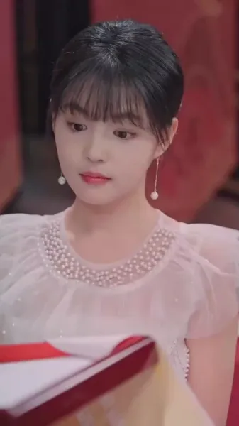 สาวเศรษฐีหัวใจไม่เต็ม