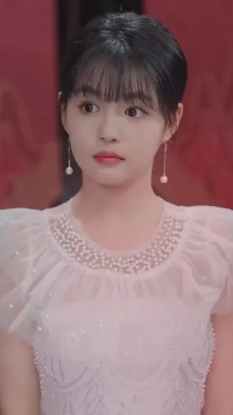 สาวเศรษฐีหัวใจไม่เต็ม