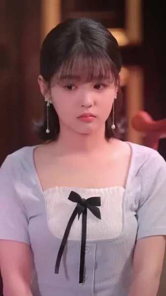 สาวเศรษฐีหัวใจไม่เต็ม