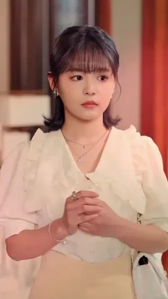 สาวเศรษฐีหัวใจไม่เต็ม