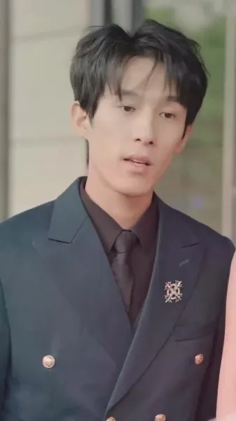 สาวเศรษฐีหัวใจไม่เต็ม