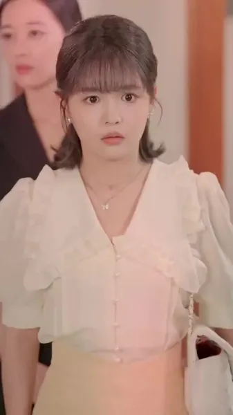 สาวเศรษฐีหัวใจไม่เต็ม