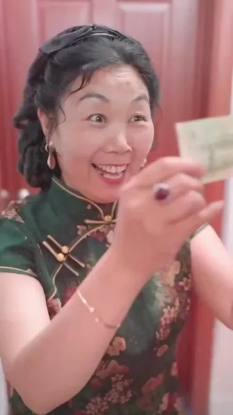 สาวเศรษฐีหัวใจไม่เต็ม